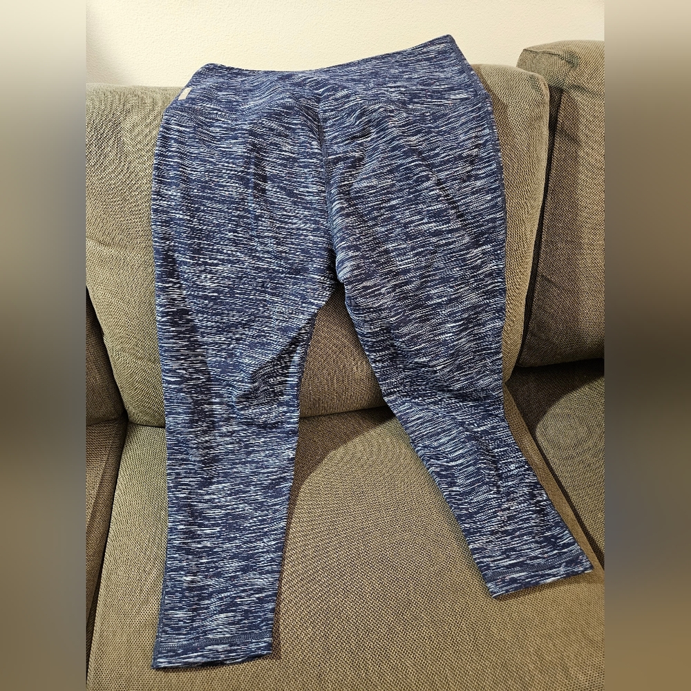 *Like New* Zella Live-In High Waist Crop Leggings